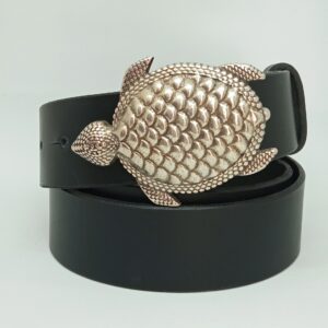 Cinturón negro con chapón Tortuga - Añil Constantina