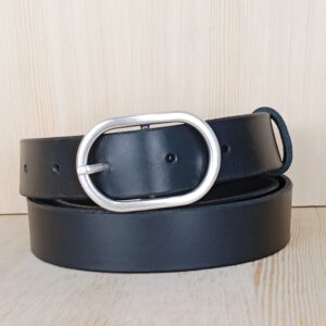 Cinturón con hebilla Ovalada