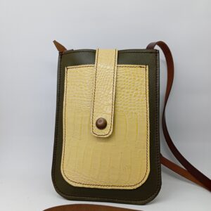 Bolso de móvil amarillo y verde caqui