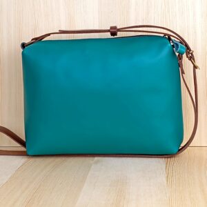 Bolso modelo Miranda color verde billar